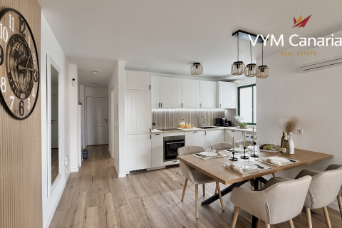 Apartamento en venta en Adeje, Tenerife, España 3 dormitorios, 80 m2 No. 146729 - foto 1