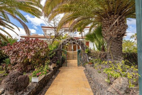 Commercial property for sale in Arona, Tenerife, Spain 27 bedrooms, 1656 sq.m. No. 146724 - photo 7