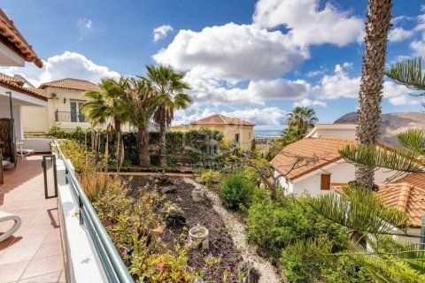 Commercial property for sale in Arona, Tenerife, Spain 27 bedrooms, 1656 sq.m. No. 146724 - photo 8