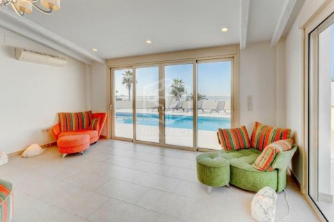 Villa for sale in Adeje, Tenerife, Spain 4 bedrooms, 320 sq.m. No. 146723 - photo 20