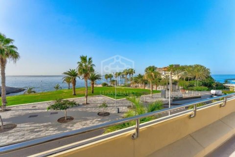 Villa for sale in Adeje, Tenerife, Spain 4 bedrooms, 320 sq.m. No. 146723 - photo 8