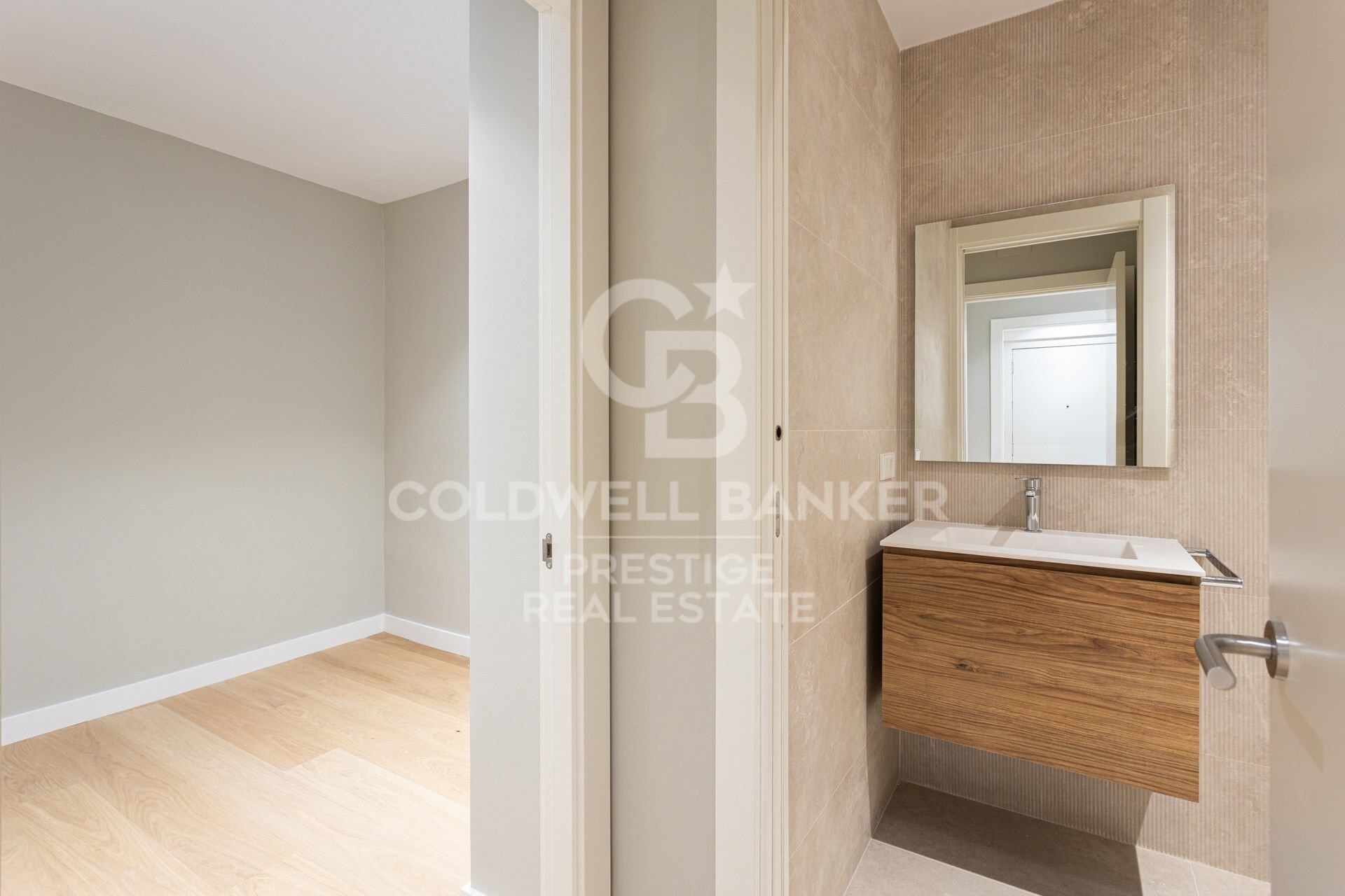 Dzīvoklis Barcelona, Spānijā 5 istabas, 224 m2 Nr. 179028