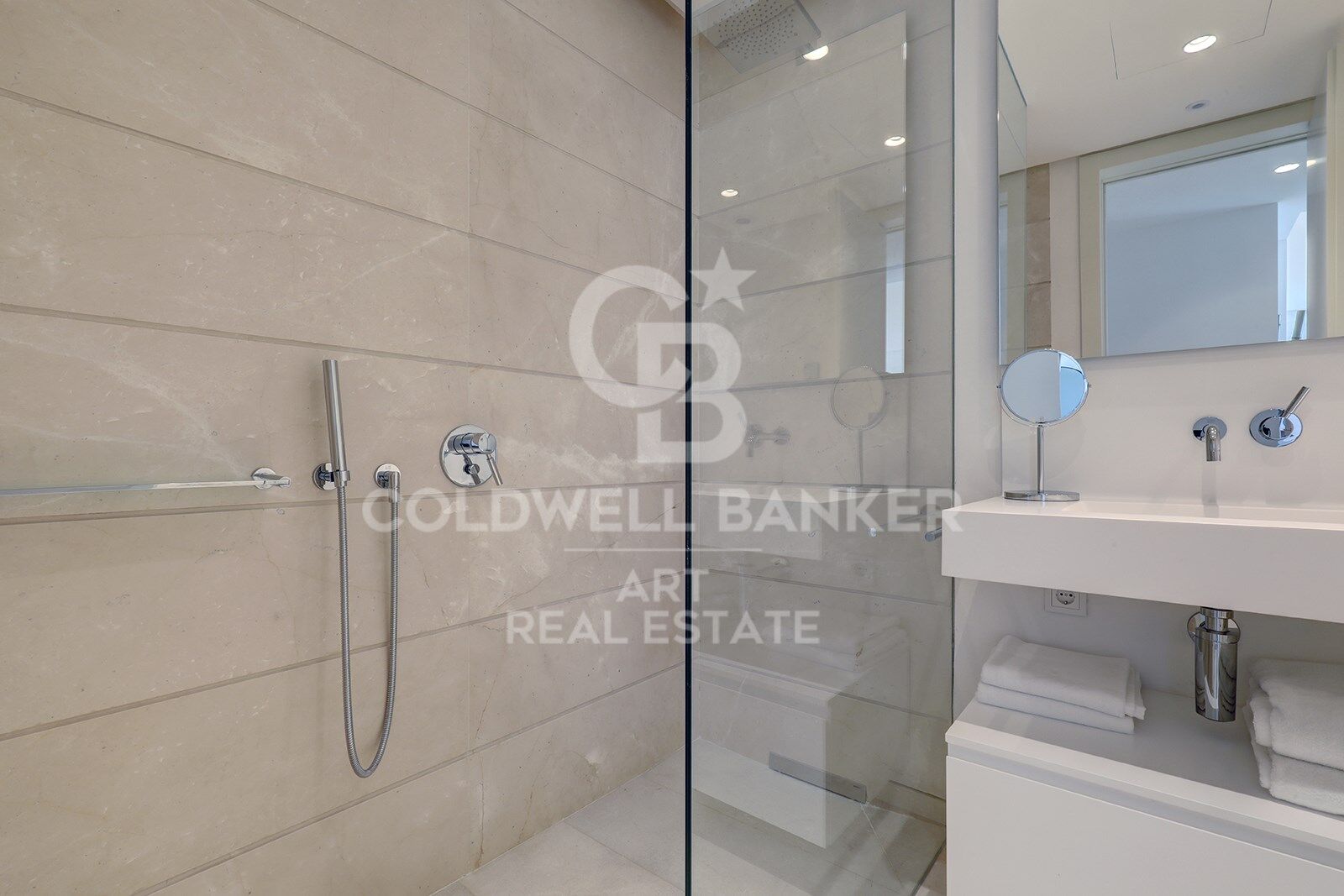 Appartamento a Ojen, Malaga, Spagna 2 camere da letto, 94 mq. N° 179029