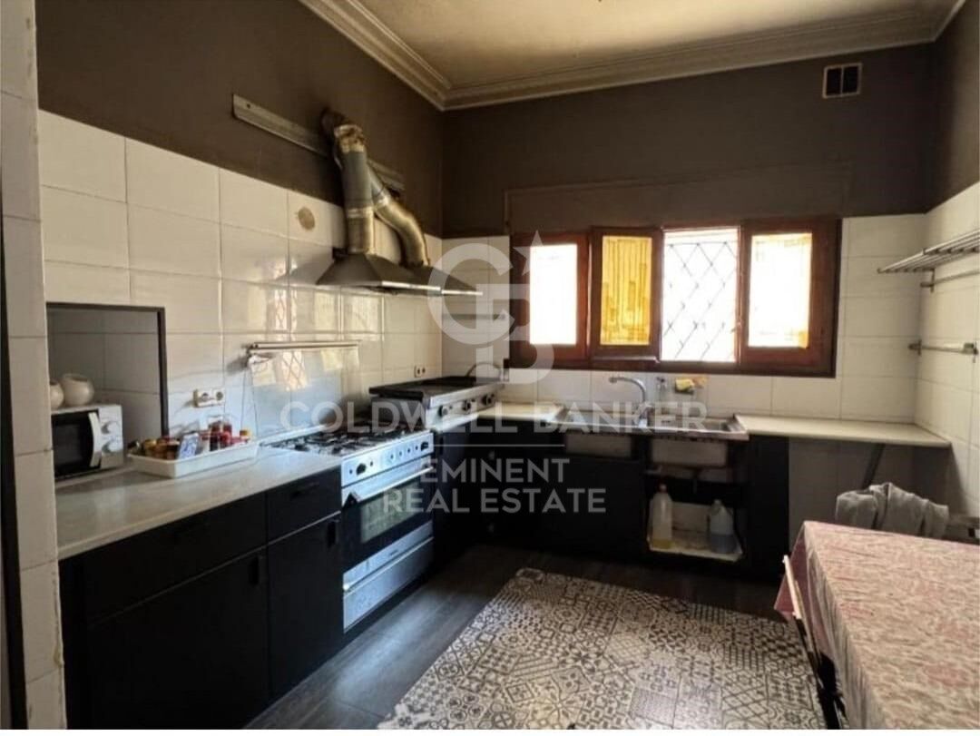 Дом в Барселона, Испания 8 спален, 500м2 №179033