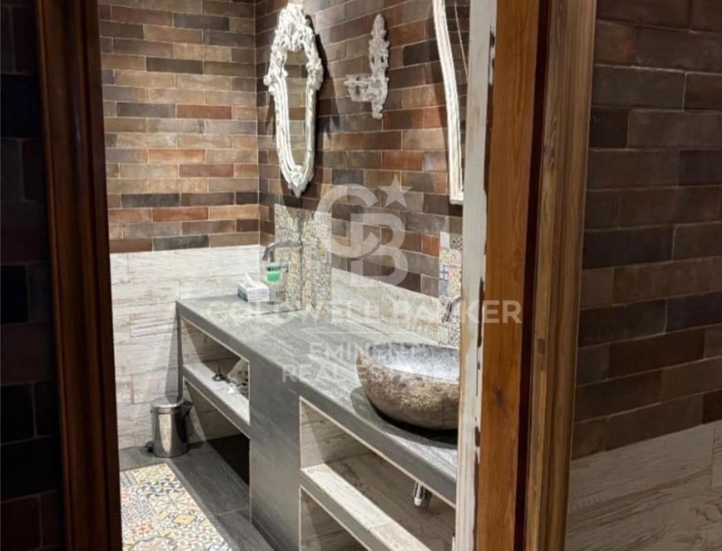 Дом в Барселона, Испания 8 спален, 500м2 №179033