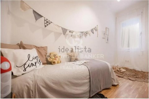Apartment à vendre à Barcelona, Espagne, 3 chambres, 100 m2 No. 179030 - photo 19