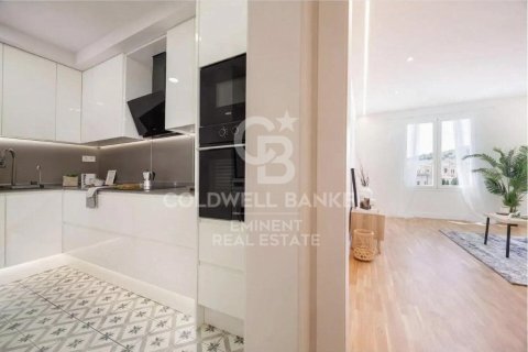 Apartment à vendre à Barcelona, Espagne, 3 chambres, 100 m2 No. 179030 - photo 7