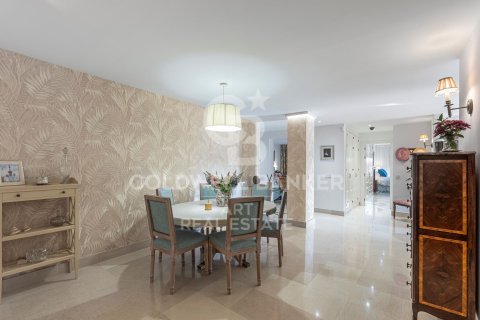 Apartment à vendre à Benahavis, Malaga, Espagne, 2 chambres, 255 m2 No. 179027 - photo 19