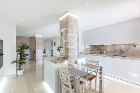 Apartment à vendre à Benahavis, Malaga, Espagne, 2 chambres, 255 m2 No. 179027 - photo 25