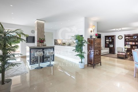 Apartment à vendre à Benahavis, Malaga, Espagne, 2 chambres, 255 m2 No. 179027 - photo 23