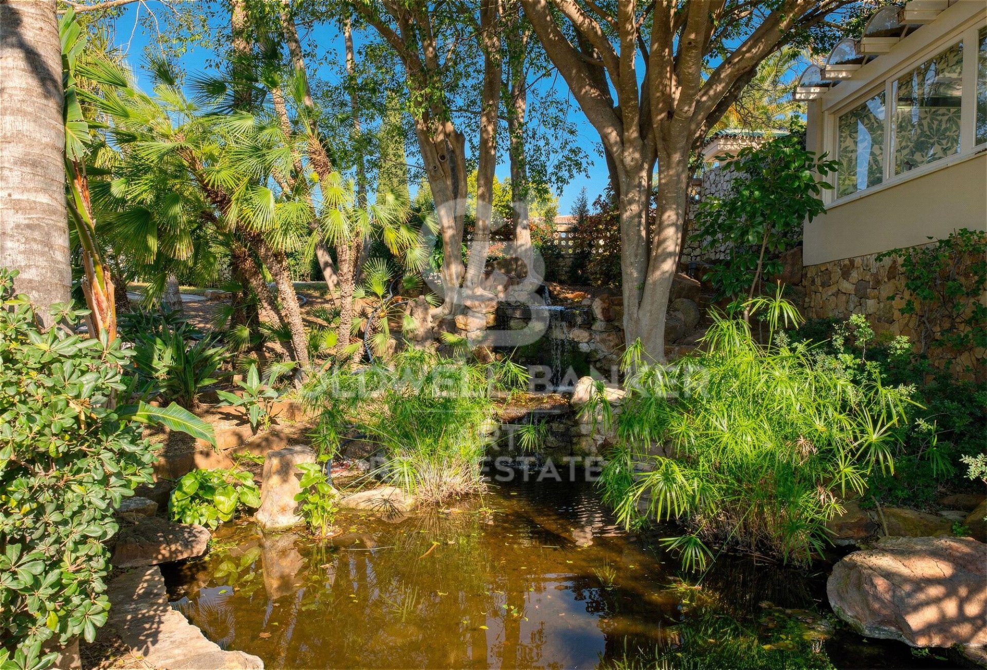 Dom w Marbella, Malaga, Hiszpania 10 sypialni, 2600 mkw. nr 179032