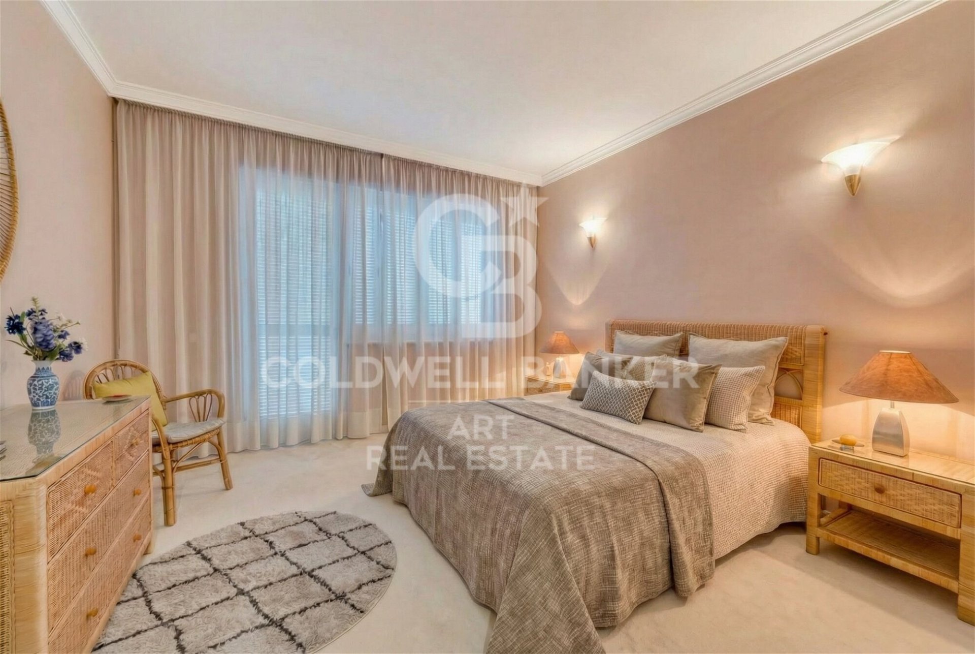 Dom w Marbella, Malaga, Hiszpania 10 sypialni, 2600 mkw. nr 179032