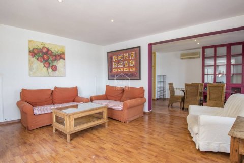 Продажа квартиры в Маон, Менорка, Испания 3 спальни, 143м2 №142889 - фото 4