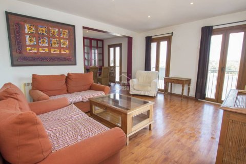 Продажа квартиры в Маон, Менорка, Испания 3 спальни, 143м2 №142889 - фото 3