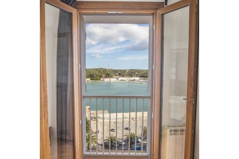 Продажа квартиры в Маон, Менорка, Испания 3 спальни, 143м2 №142889 - фото 7