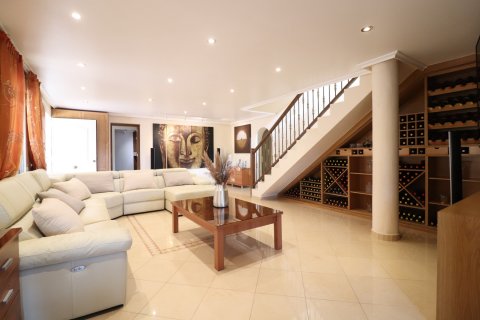 Villa zum Verkauf La Marina, Alicante, Spanien 6 Schlafzimmer, 353 m2 Nr. 114754 - Foto 6