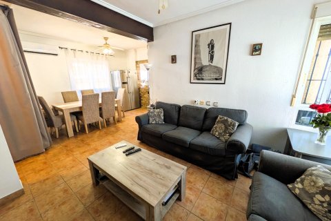 Huvila myytävänä San Miguel de Salinas, Alicante, Espanja, 3 makuuhuonetta, 108 m2 No. 155770 - kuva 19