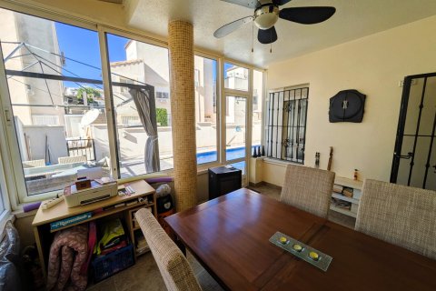 Huvila myytävänä San Miguel de Salinas, Alicante, Espanja, 3 makuuhuonetta, 108 m2 No. 155770 - kuva 7
