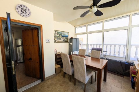 Huvila myytävänä San Miguel de Salinas, Alicante, Espanja, 3 makuuhuonetta, 108 m2 No. 155770 - kuva 9