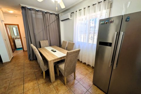 Huvila myytävänä San Miguel de Salinas, Alicante, Espanja, 3 makuuhuonetta, 108 m2 No. 155770 - kuva 16