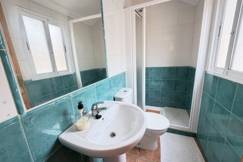 Bungalow zum Verkauf in Cabo Roig, Alicante, Spanien 2 Schlafzimmer, 100 m2 Nr. 155767 - Foto 16