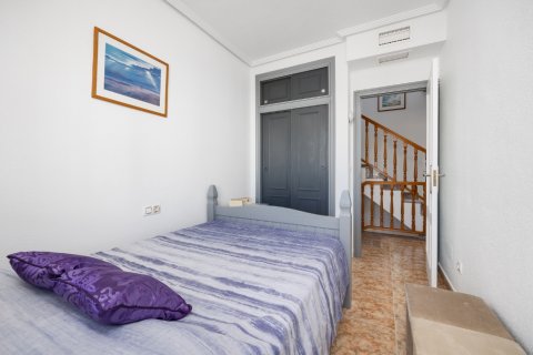 Rindu māja pārdošanā Punta Prima, Alicante, Spānijā 2 istabas, 73 m2 Nr. 144182 - attēls 30