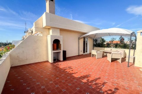 Dzīvoklis pārdošanā Torrevieja, Alicante, Spānijā 2 istabas, 147 m2 Nr. 144184 - attēls 1