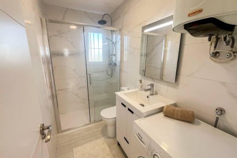 Dzīvoklis pārdošanā Torrevieja, Alicante, Spānijā 2 istabas, 147 m2 Nr. 144184 - attēls 21