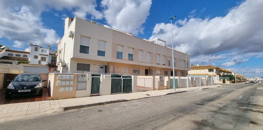 Rindu māja Alicante, Spānijā 3 istabas, 90 m2 Nr. 144186