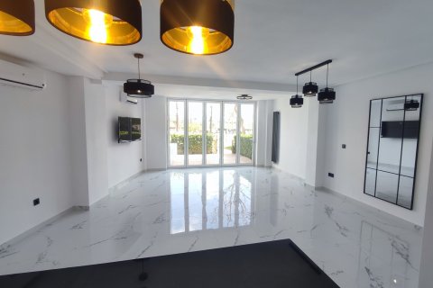 Apartament w Murcia, Hiszpania 2 sypialnie, nr 160882 – zdjęcie 22