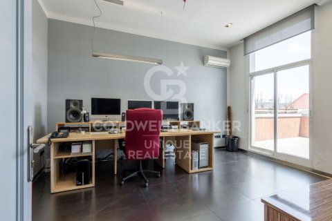 Kattohuoneisto myytävänä Madrid, Espanja , 431 m2 No. 159867 - kuva 12