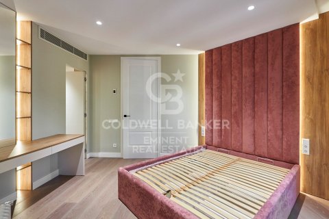 Apartment à vendre à Barcelona, Espagne, 3 chambres, 135 m2 No. 159866 - photo 18