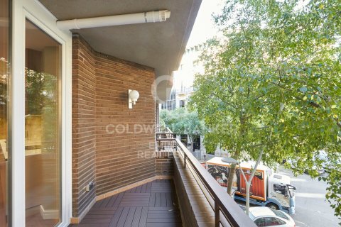 Apartment à vendre à Barcelona, Espagne, 3 chambres, 135 m2 No. 159866 - photo 13