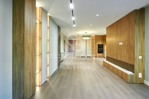 Apartamento en venta en Barcelona, España 3 dormitorios, 135 m2 No. 159866 - foto 7