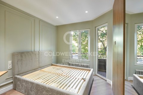 Apartment à vendre à Barcelona, Espagne, 3 chambres, 135 m2 No. 159866 - photo 22