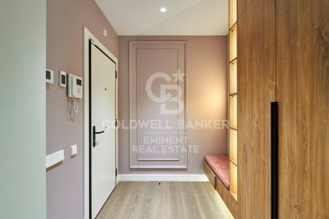 Apartment à vendre à Barcelona, Espagne, 3 chambres, 135 m2 No. 159866 - photo 3