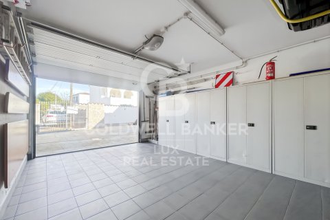 Villa for sale in Empuriabrava, Girona, Spain 4 bedrooms, 348 sq.m. No. 159864 - photo 2