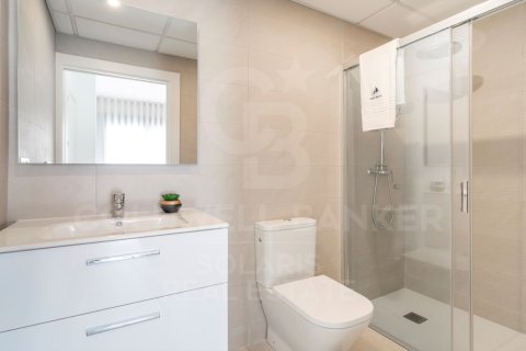 Apartment à vendre à Torrevieja, Alicante, Espagne, 2 chambres,  No. 159869 - photo 12