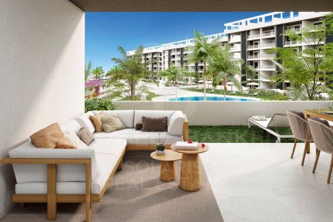 Apartment à vendre à Torrevieja, Alicante, Espagne, 2 chambres,  No. 159869 - photo 9