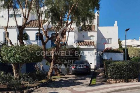 Dom szeregowy w Marbella, Malaga, Hiszpania 5 sypialni, 210 mkw. nr 159865 – zdjęcie 17