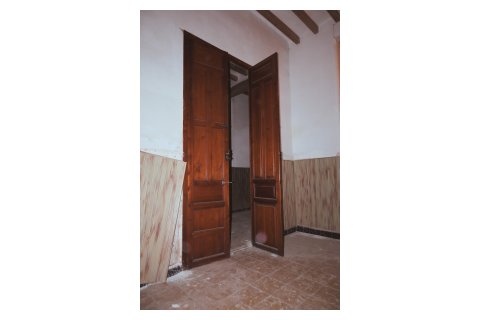 Casa adosada en venta en Pinoso, Alicante, España 6 dormitorios,  No. 179467 - foto 9