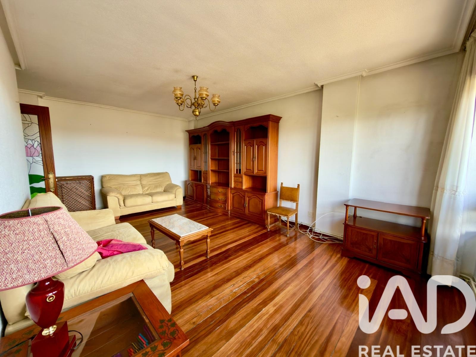 Apartment à Leon, Espagne 4 chambres, 146 m2 No. 195144