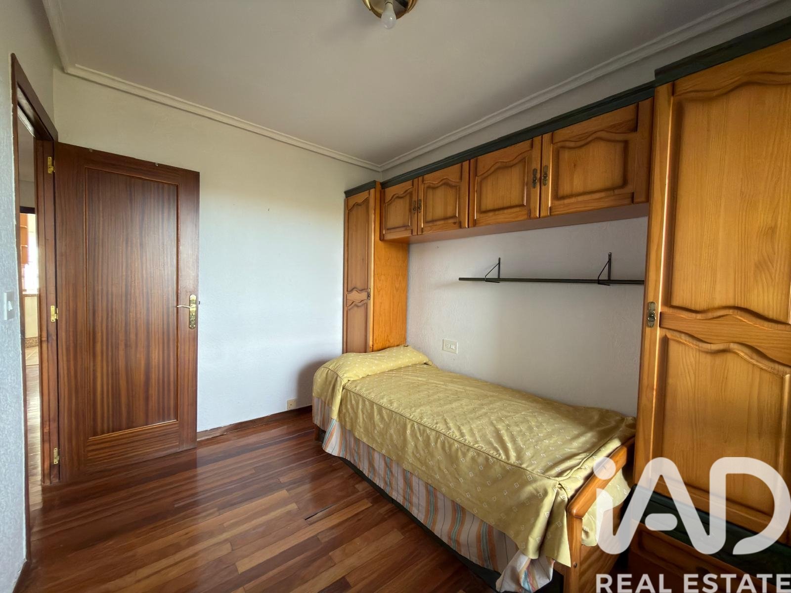 Apartment à Leon, Espagne 4 chambres, 146 m2 No. 195144