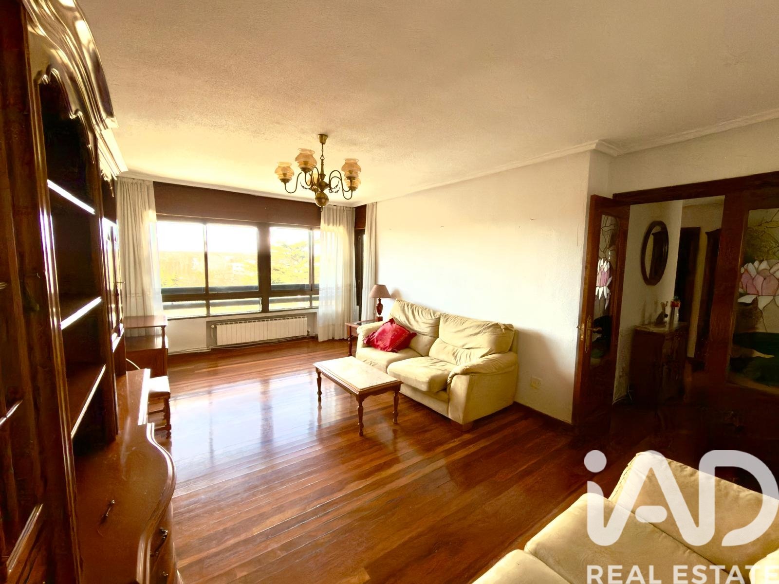 Apartment à Leon, Espagne 4 chambres, 146 m2 No. 195144