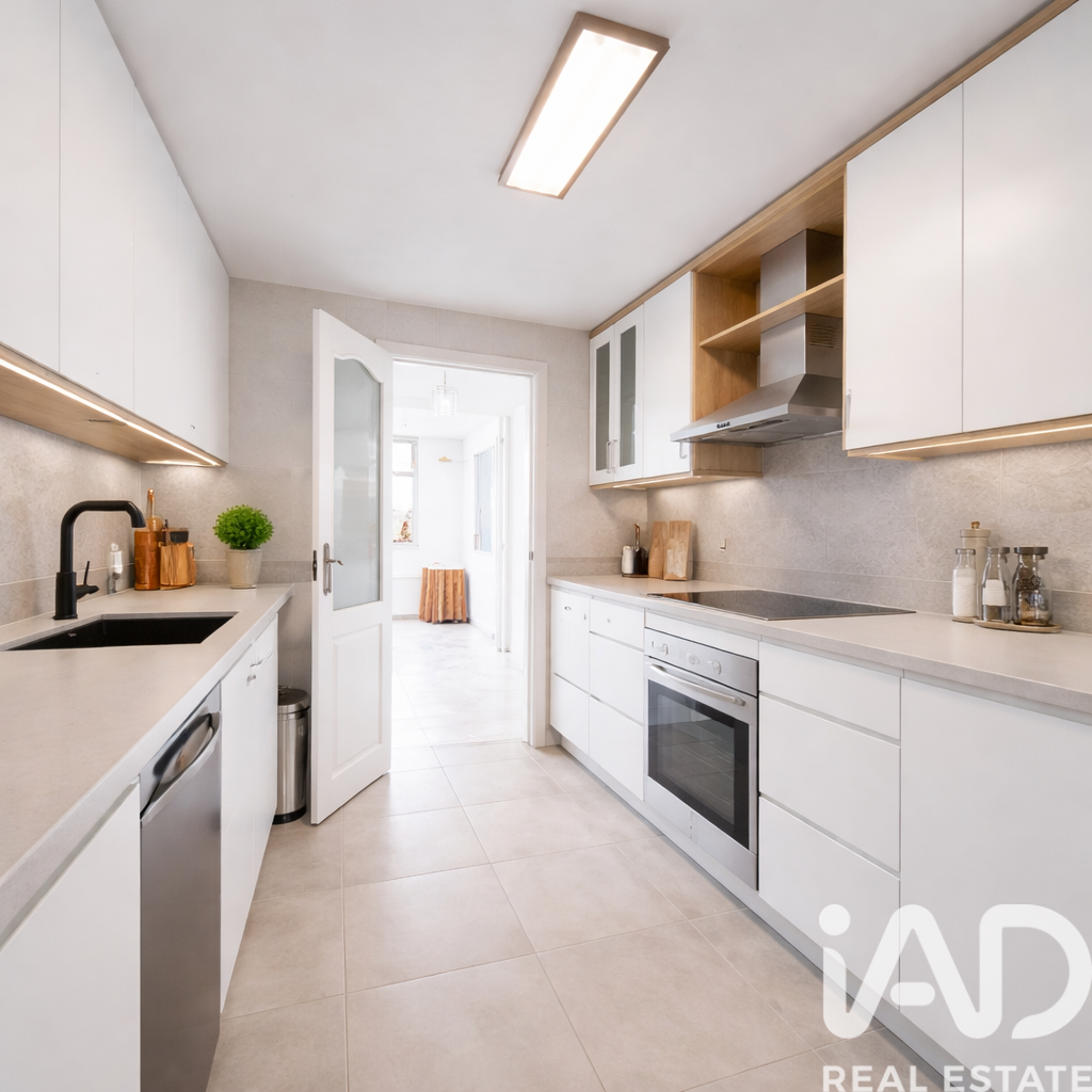 Apartment à Malaga, Espagne 3 chambres, 103 m2 No. 195139
