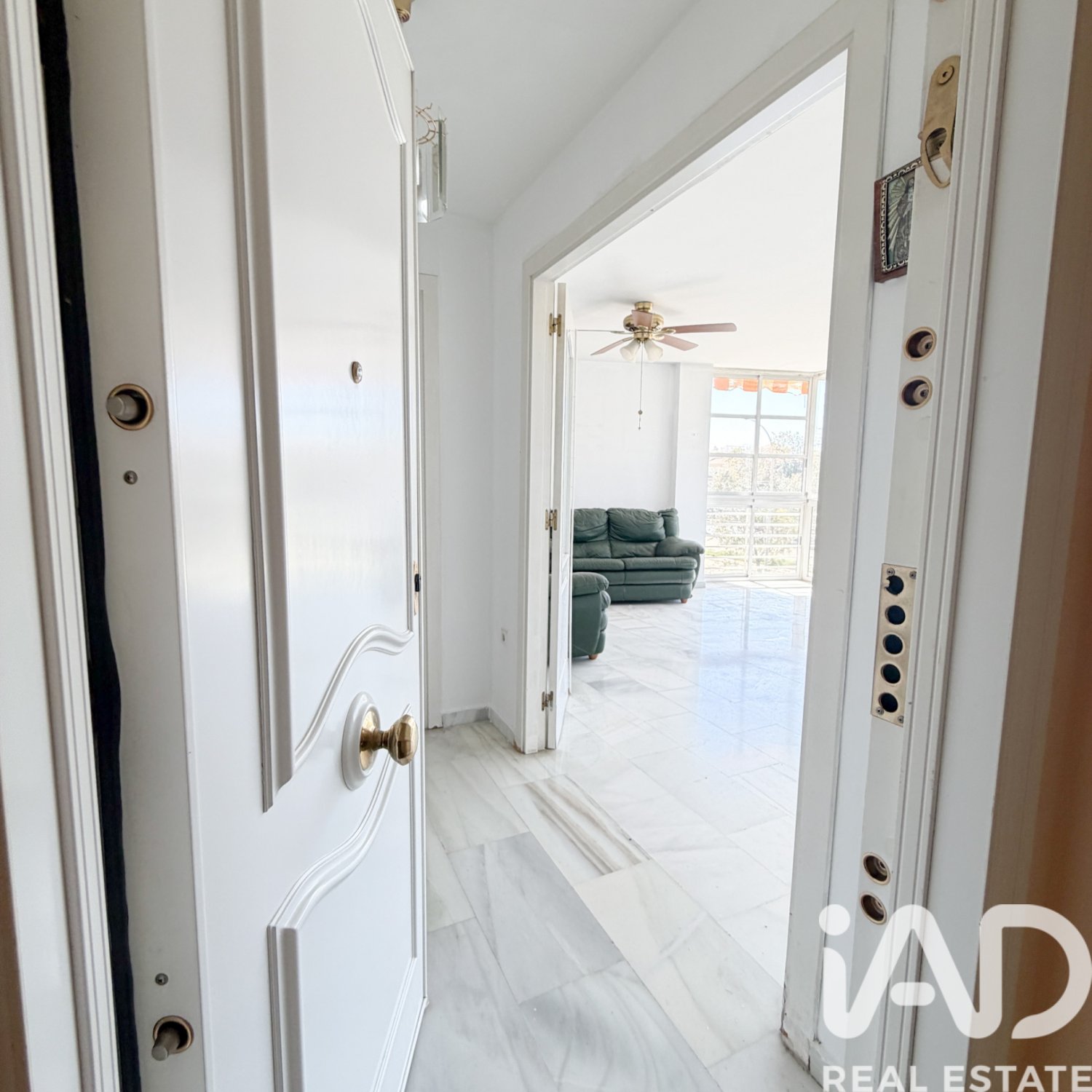Apartment à Malaga, Espagne 3 chambres, 103 m2 No. 195139