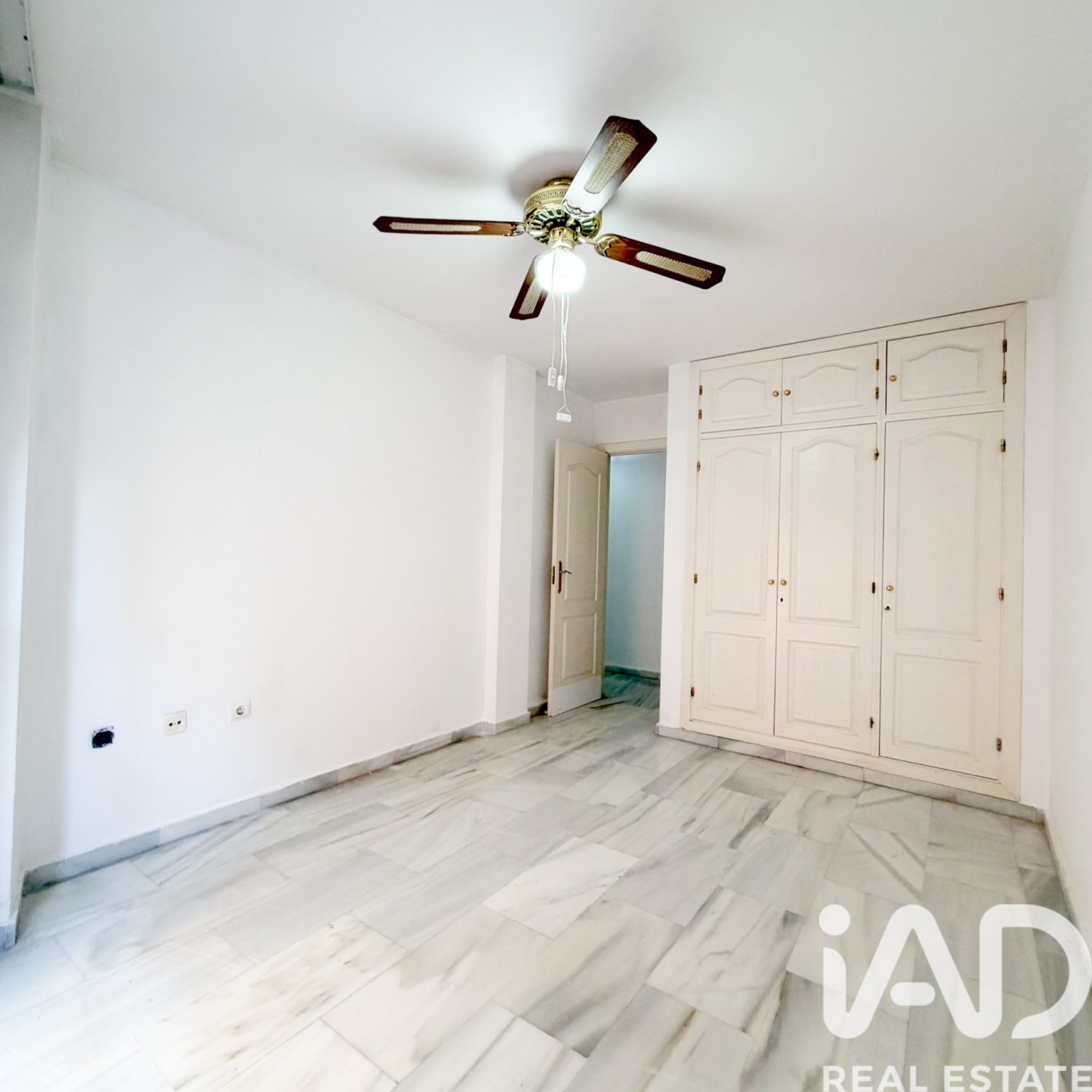 Apartment à Malaga, Espagne 3 chambres, 103 m2 No. 195139