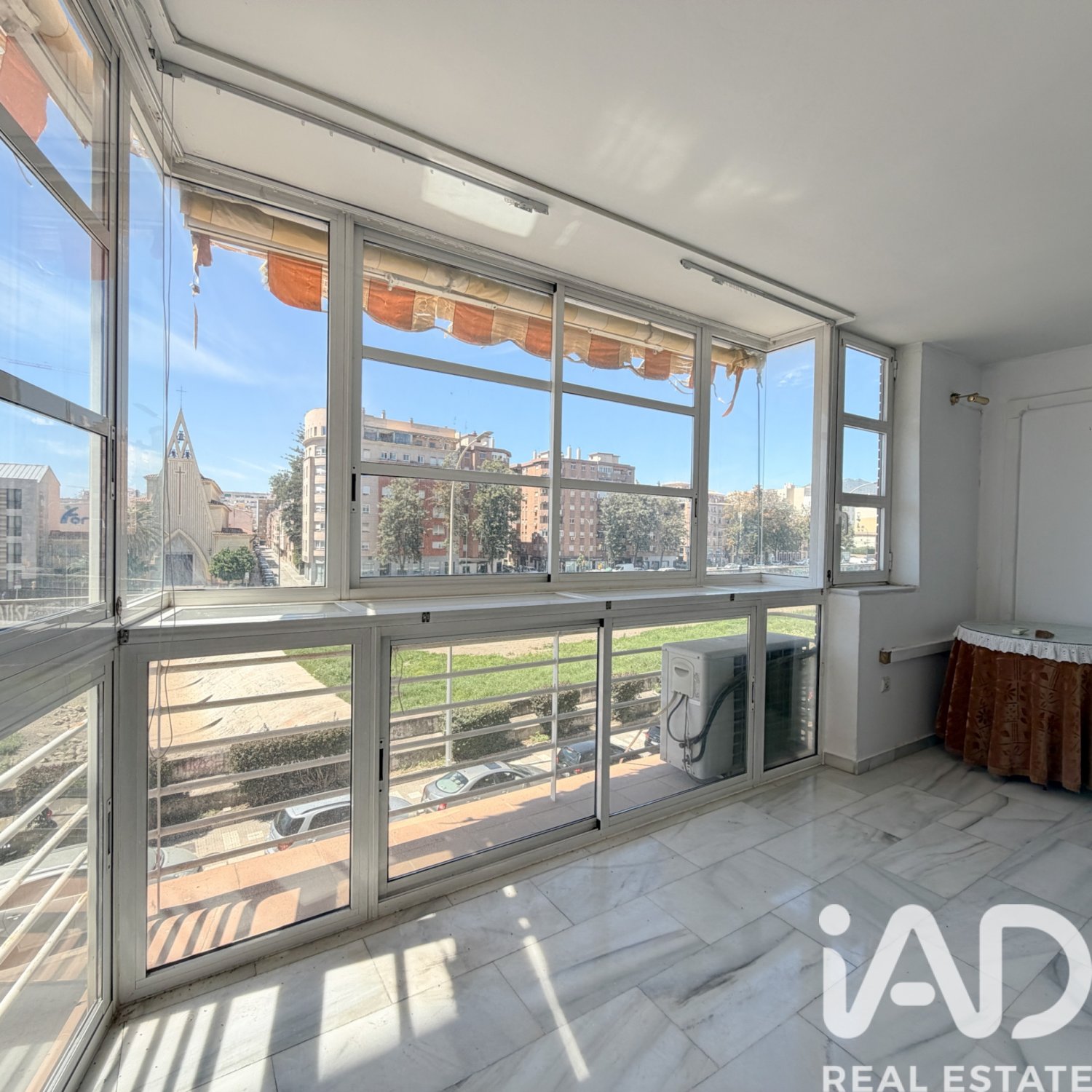 Apartment à Malaga, Espagne 3 chambres, 103 m2 No. 195139