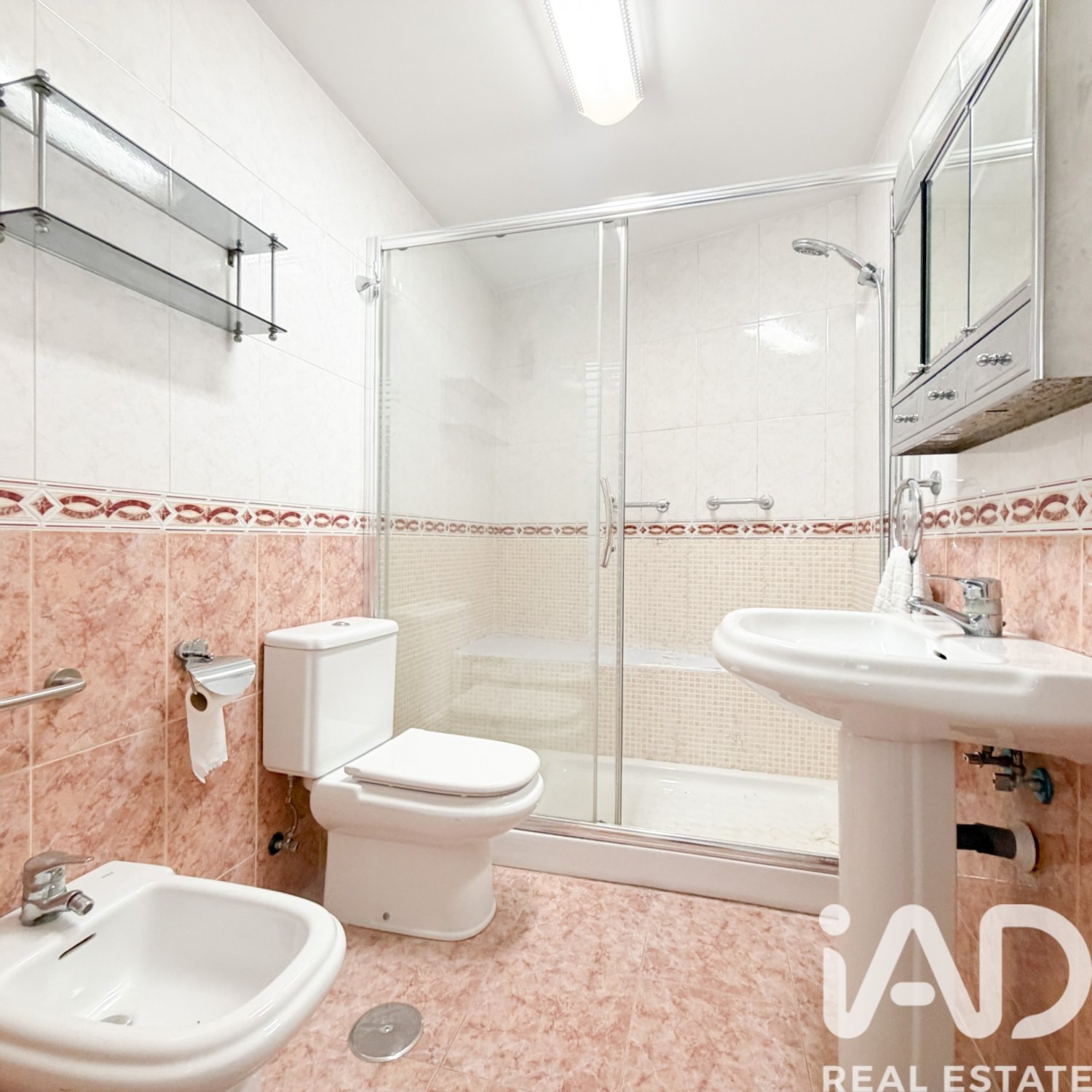 Apartment à Malaga, Espagne 3 chambres, 103 m2 No. 195139