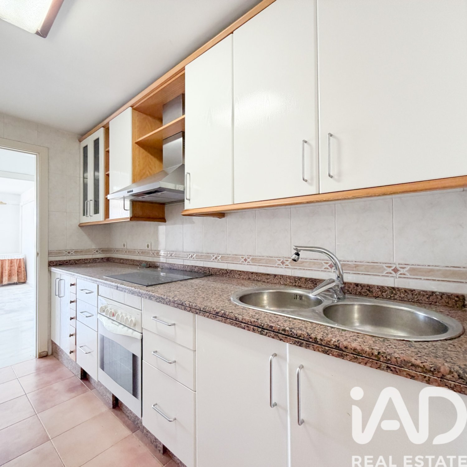 Apartment à Malaga, Espagne 3 chambres, 103 m2 No. 195139